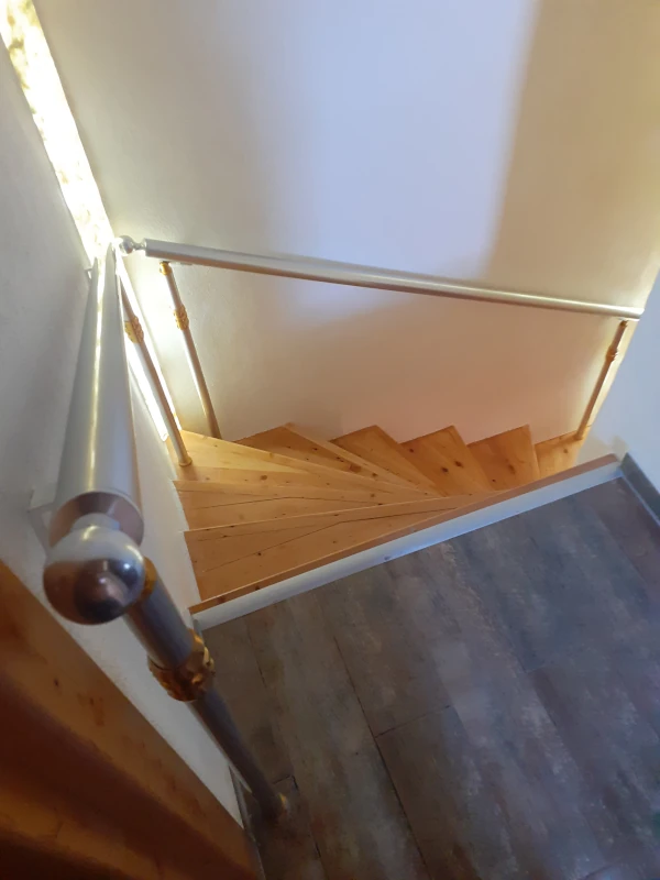Holztreppe